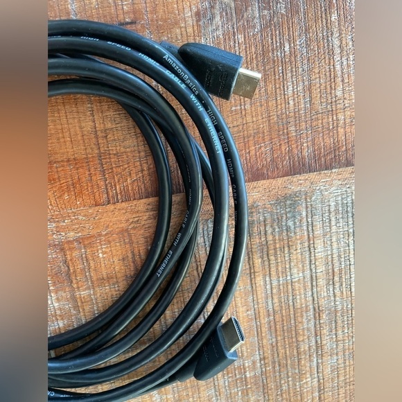 10’ HDMI Cable - Picture 1 of 2